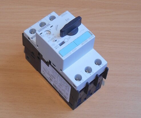 siemens 3RV1021-1EA10 Motorbeveiliging schakelaar 2,8 - 4 A 3P