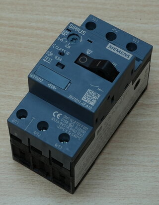 Siemens 3RV10110FA10 motorbeveiligingsschakelaar