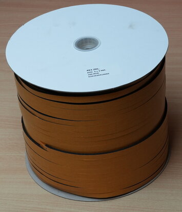 EPDM celrubber 493 zacht Zelfklevend zwart