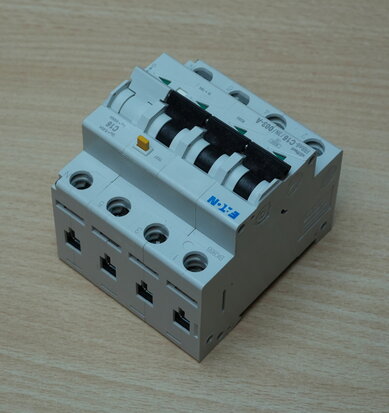 Eaton FRBm6-C16/3N/003-A Aardlekautomaat C-kar.16a 30ma 3P+N 170999