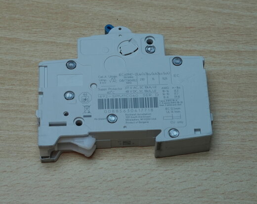 Allen Bradley 1492-SPM1C060 SER D installatieautomaat C 6A 1P
