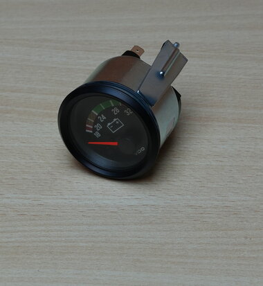VDO-332-040-001G-Cockpit-International-Voltmeter-18V-32V