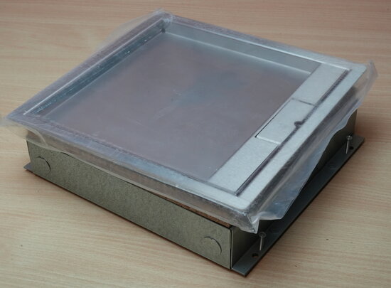 HPL 715.0310 Vloerdoos instort 50mm 4x 230V + 6x DATA evs deksel 15mm