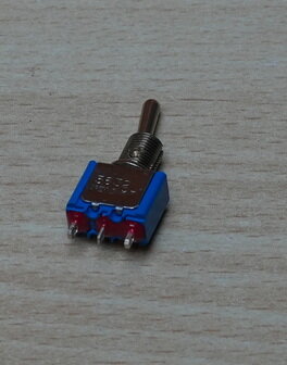 Apem-5632AB-Miniatuur-wipschakelaar-6A
