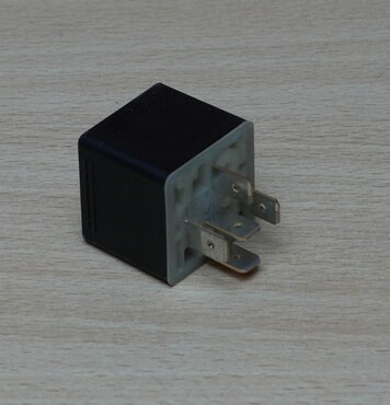 Bosch 0 332 209 206 Relay 24V