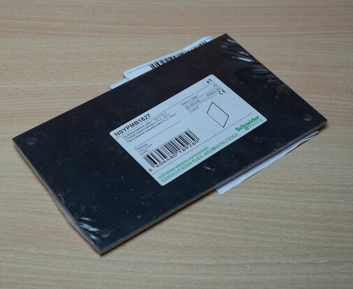 Schneider-Electric-NSYPMB1827-Montageplaat-PLS-kast-180-270-Bakeliet