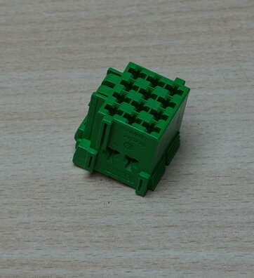 TE Connectivity / AMP 1-967622-1 connector JUN-POW-TIM-GEH 12P groen