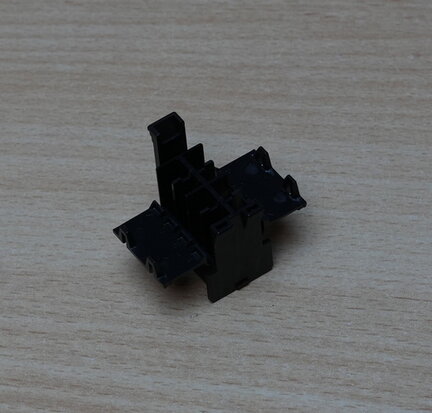 TE-Connectivity-AMP-929504-3-Connector-8p