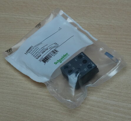 Schneider-Electric-036758-controle-klem-omkeercontactor-LU9MR1