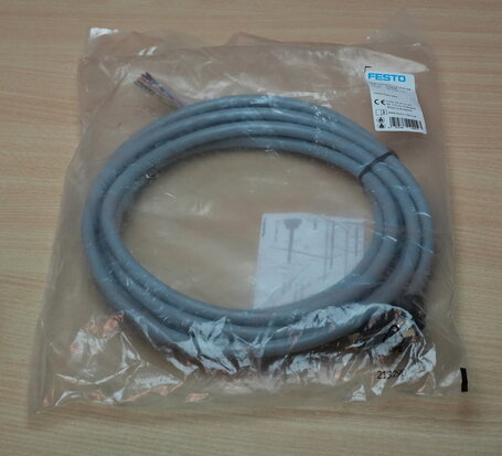 Festo-NEBV-S1G25-K-5-N-LE25-S6-Sensor-actuator-aansluitkabel-575418