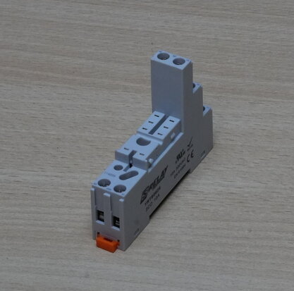 Schrack-YRTS0626-Schroeftype-aansluitvoet