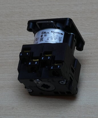 Schneider Electric K2D002U Harmony K Schakelblok omschakelaar 2P,45°,20A, Ø22mm
