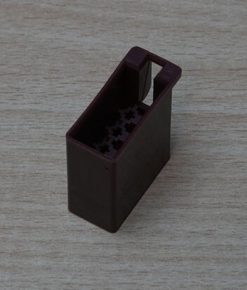 Bruine 8-polige ISO connector