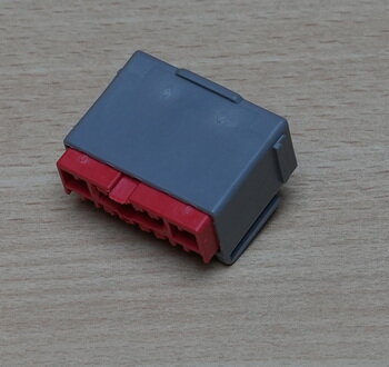 Yazaki 7283-6447-40 Automotive Connector kaizen 14P