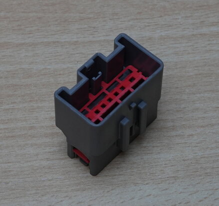 Yazaki 7283-6447-40 Automotive Connector Kaizen 14P mannelijk