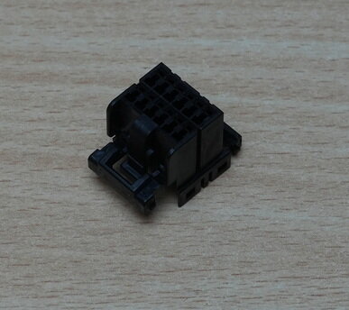 TE-Connectivity-AMP-174045-2-Connector-automobiel-12P