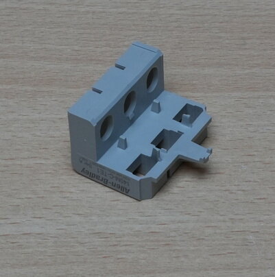 Allen-Bradley-140M-C-TE1-Spacing-adapter
