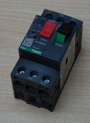 Schneider-Electric-GV2ME02-motorbeveiligingsschakelaar