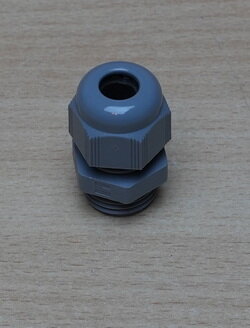 Helukabel-93924-wartel-M16-Polyamide