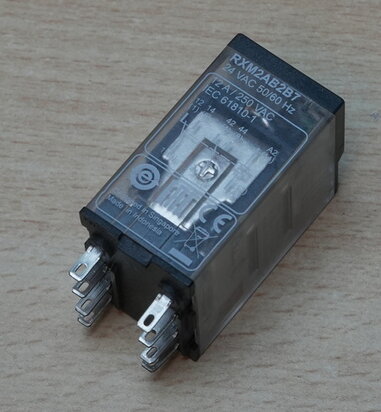 Schneider Electric RXM2AB2B7 zelio schakelrelais 2NO/2NC, 24V AC, 12A, Met LED