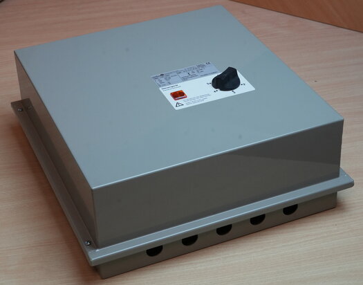 Rosenberg RTD 10 G Three-phase 5-step controller in enclosure H00-10050