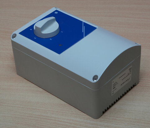 Sentera Controls STR-1-22L22 Trafo regelaar 2,2 amp&egrave;re 5 standen