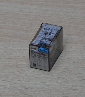 Finder 55.32.9.024.0040 schakelrelais 24V DC