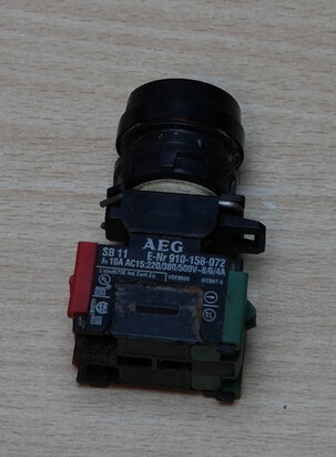 AEG 910-158-072 knop geel 16A