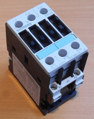 Siemens 3RT1026-1AP00 contactor 3P 230V 40A