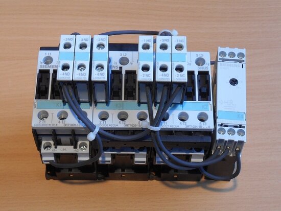 Siemens 18.5 kW DC 24 V star-delta switch 3RA1425-8XC21-1BB4