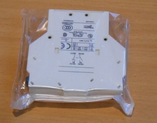 SCHNEIDER electric LAD8N11 they contact block Auxiliary contact blocks, they mont TeSys LAD8N11 LAD8N11