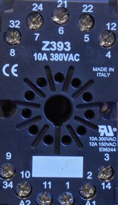 KUHNKE Z393 10A 380V AC steekvoet 11P t.b.v. relais