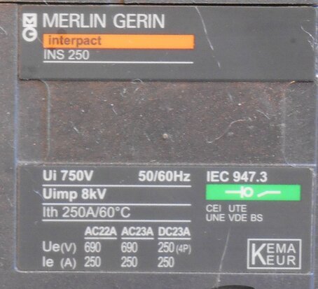 Schneider Merlin Gerin international pact INS250 4P disconnectors 31107