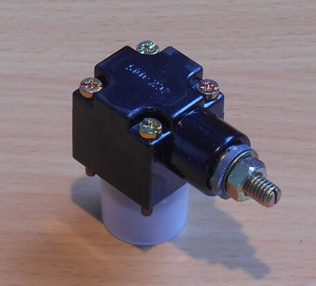 Telemecanique, Schneider Electric ZCKD05 knob limit switch 064 703