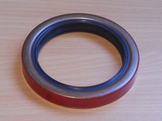 Hyster 0300800 axle seal
