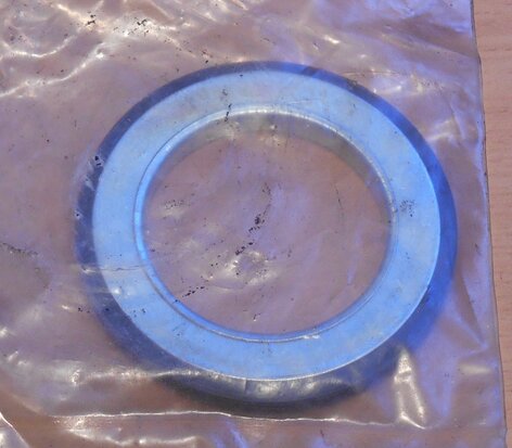 Hyster 266728 oil seal 