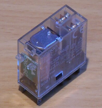 Omron G2R-2-SN 24VDC relay 5A/250VAC