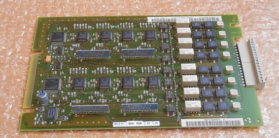 Siemens S30810-Q2925-X-5 8SLA 8-port analog expansion card circuit board