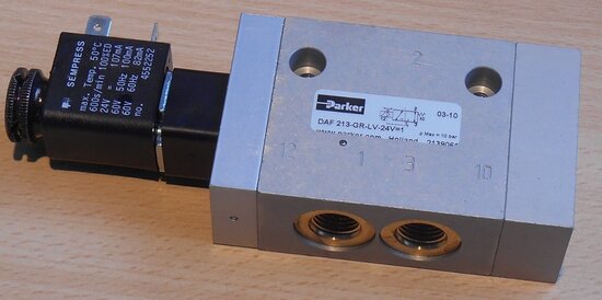 Parker 2139061 ventiel DAF 213-GR-LV-24V=1 valve 3/2 24V (nieuw in de verpakking)