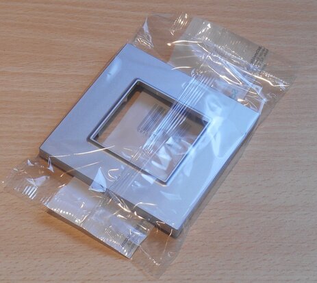 Schneider electric U6.702.55 1 gang cover frame Silver (5 pieces)