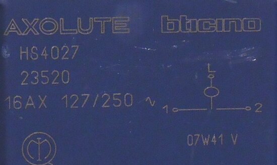 Bticino HS4027 schakelaar wisselschakelaar 1-0-2 16A