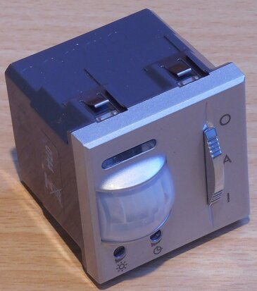 Bticino HC 4432 Axolute AIR motion detector switching time min.30 sec. max. 10 min.