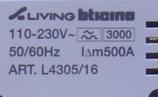 Bticino Living L4305/15 circuit breaker 16A 110-230V 50/60Hz