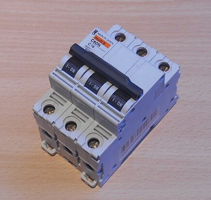 Merlin Gerin C60 N circuit breaker C16A 3P