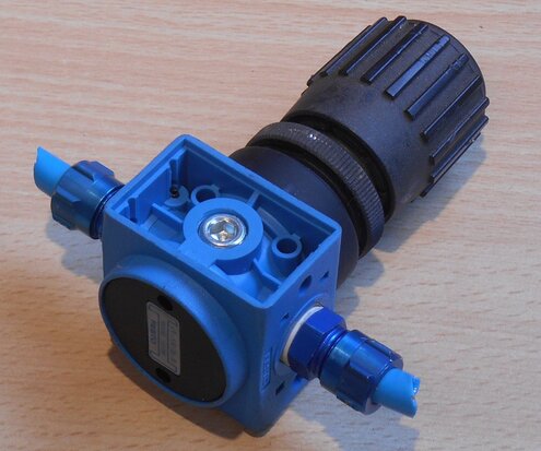 Festo LR 1/8-S-B pressure control valve 150042