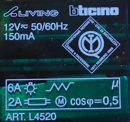 Bticino L4520 Signaalherhaler 12V AC-DC