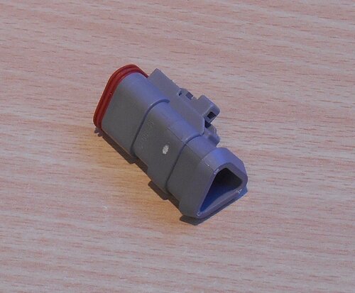 Deutsch DT06-3S Amphenol connector 3 pole DT series