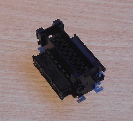 TE Connectivity 929505-6 Timer connector housing male 18P 5mm