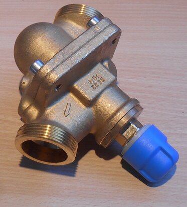 Danfoss 003Z0205 Control valve 1.1/2" AB-QM DN32