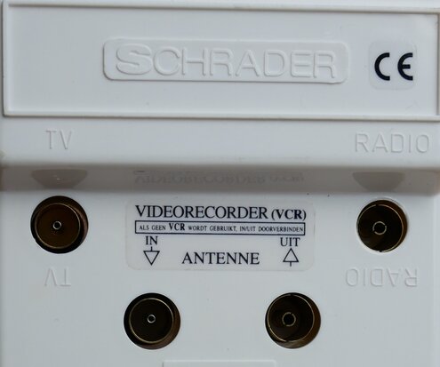 Schrader CAS8-CE Antenne Signaal versterker opsteekversterker 0933